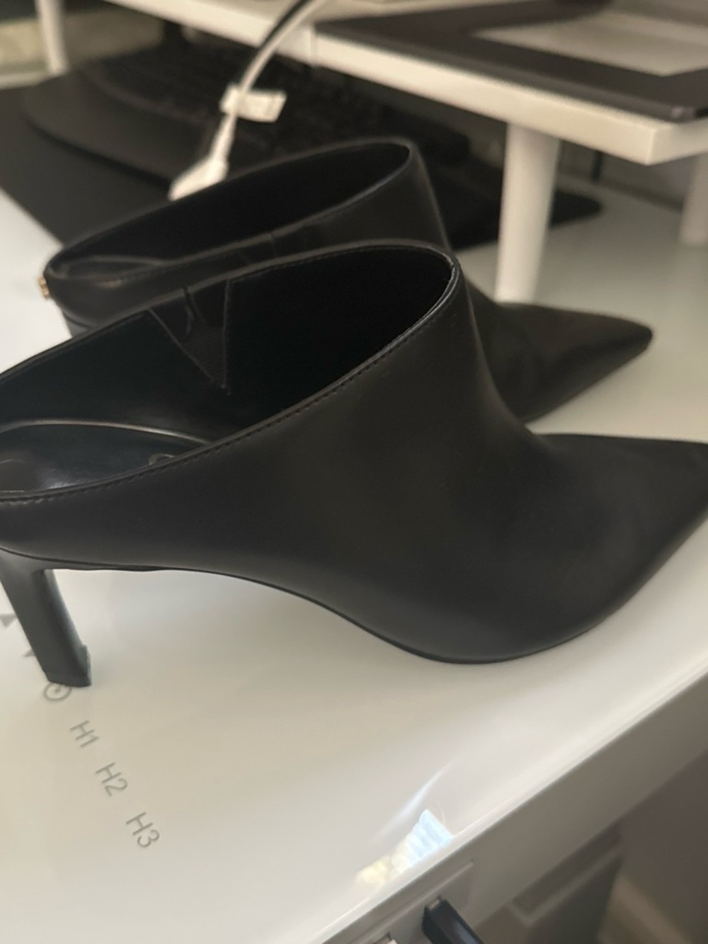 Guess Black Pointed-Toe Slip-On Mule Heels